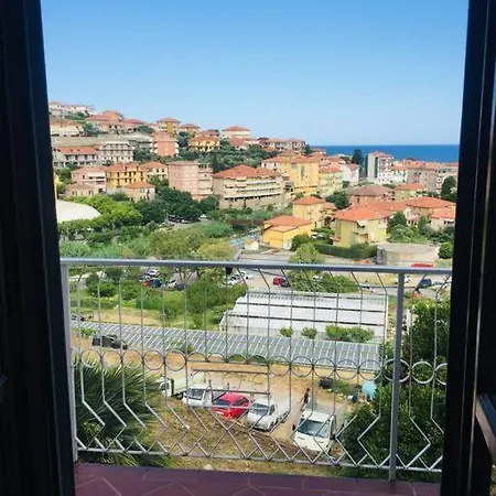 Casa Maria ....400 Mt Da San Lorenzo Al Mare Holiday home